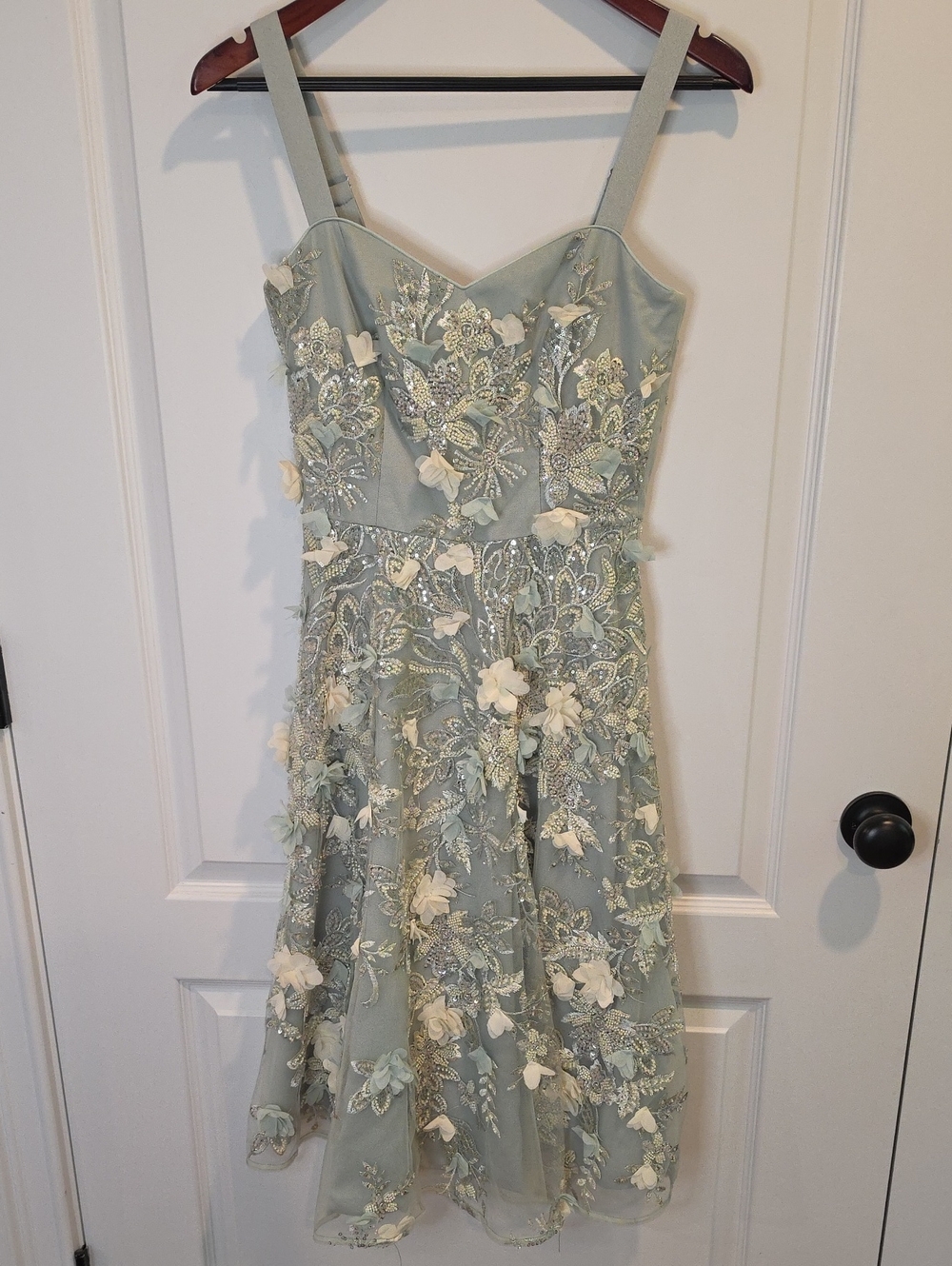 Dress The Population Elegant Sage Floral Appliqué Beaded Dress XS